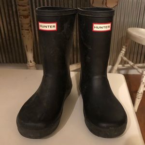 Hunter Classic Rain Boots: Black Toddler 12